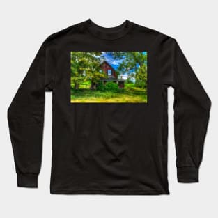 Abandoned Home in Lubec, Maine Long Sleeve T-Shirt